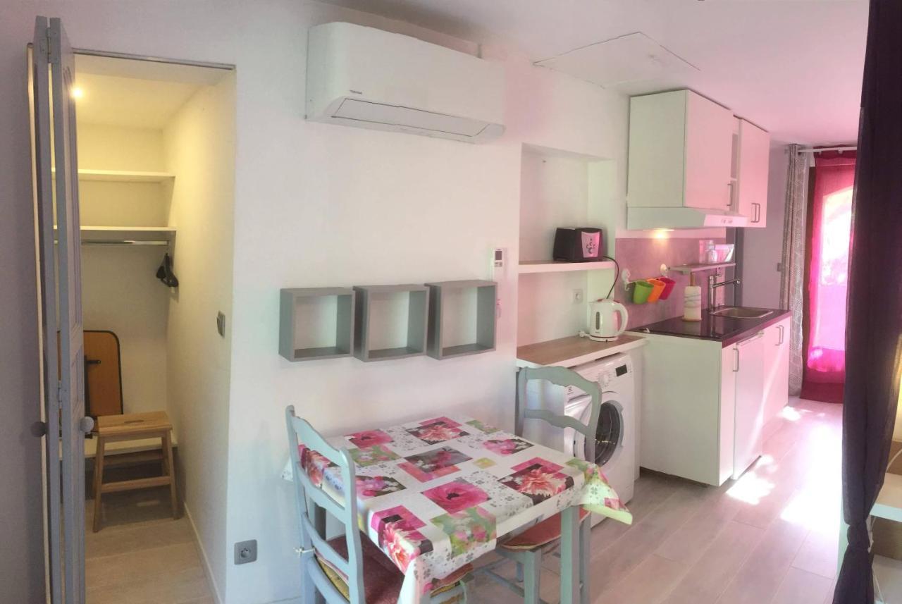 L'Ocabee Villa La Tour-dʼAigues Exteriör bild