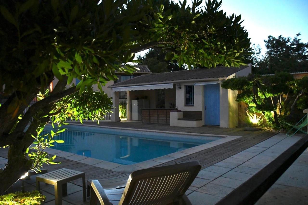 L'Ocabee Villa La Tour-dʼAigues Exteriör bild
